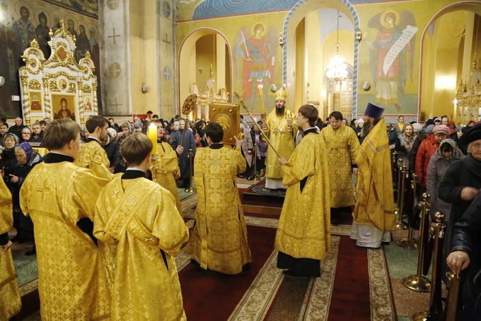 В Неделю 24-ю по Пятидесятнице епископ Нестор совершил Литургию в Вознесенском кафедральном соборе Кузнецка
