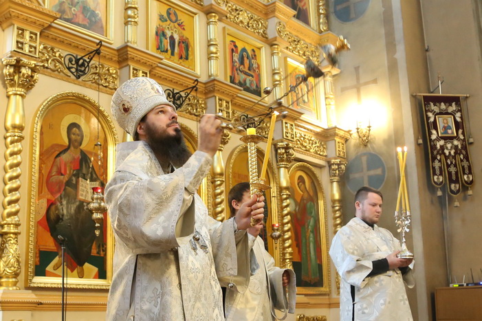 Во Вселенскую родительскую субботу епископ Нестор совершил Литургию в Вознесенском кафедральном соборе Кузнецка