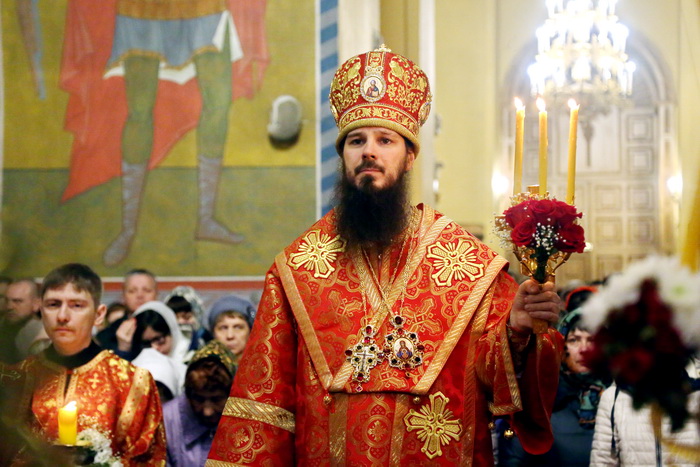В праздник Светлого Христова Воскресения епископ Нестор возглавил торжественное богослужение в Вознесенском кафедральном соборе Кузнецка