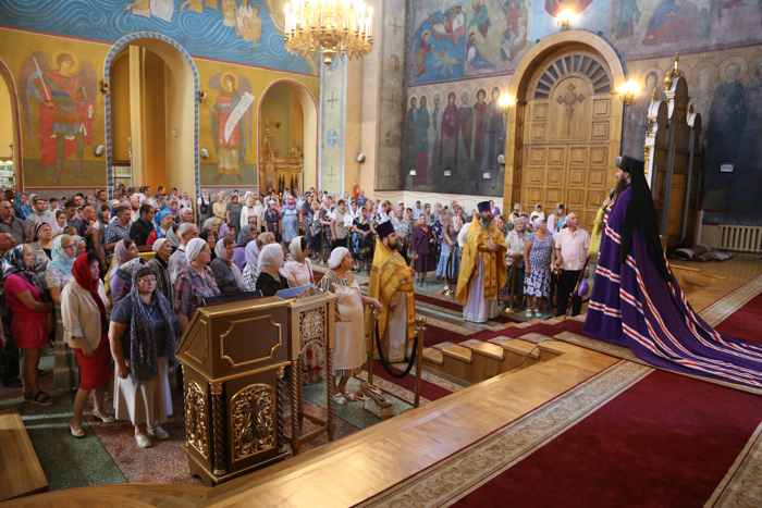 Божественная литургия в Неделю 11-ю по Пятидесятнице в Вознесенском кафедральном соборе Кузнецка