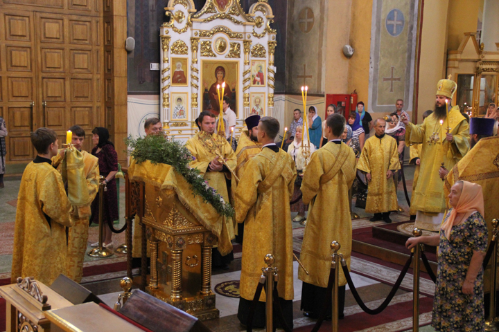 Всенощное бдение в Вознесенском кафедральном соборе Кузнецка