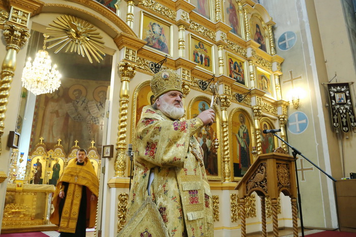 В Неделю Торжества Православия епископ Назарий совершил Божественную литургию в Вознесенском кафедральном соборе г. Кузнецка