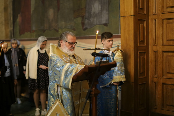 Епископ Назарий совершил утреню с чтением Акафиста Пресвятой Богородице в Вознесенском кафедральном соборе г. Кузнецка