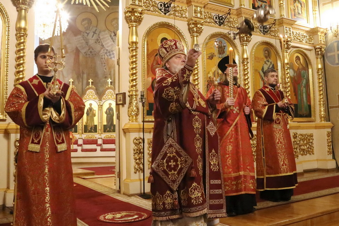 Владыка Назарий совершил всенощное бдение в Вознесенском кафедральном соборе Кузнецка