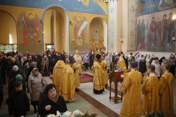 Литургия в Вознесенском кафедральном соборе г. Кузнецка в день памяти священномученика Павлина