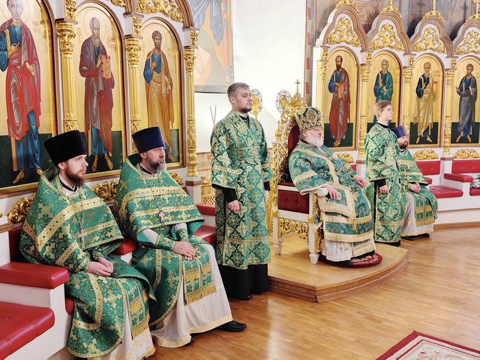 Епископ Назарий совершил литургию в Вознесенском кафедральном соборе Кузнецка